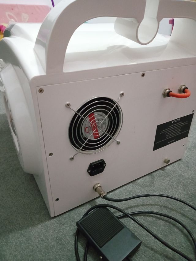 Macchina per la rimozione dei tatuaggi