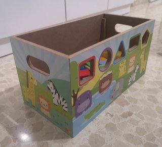 Baúl de madera con actividades Nenittos