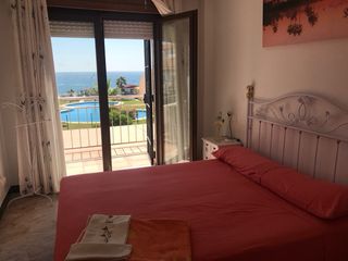 Chalet ALQUILER 1* linea de playa Manilva. Malaga