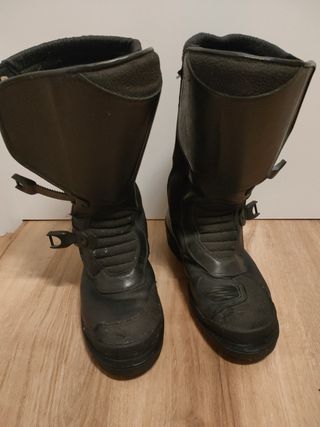 Botas trail BMW goretex