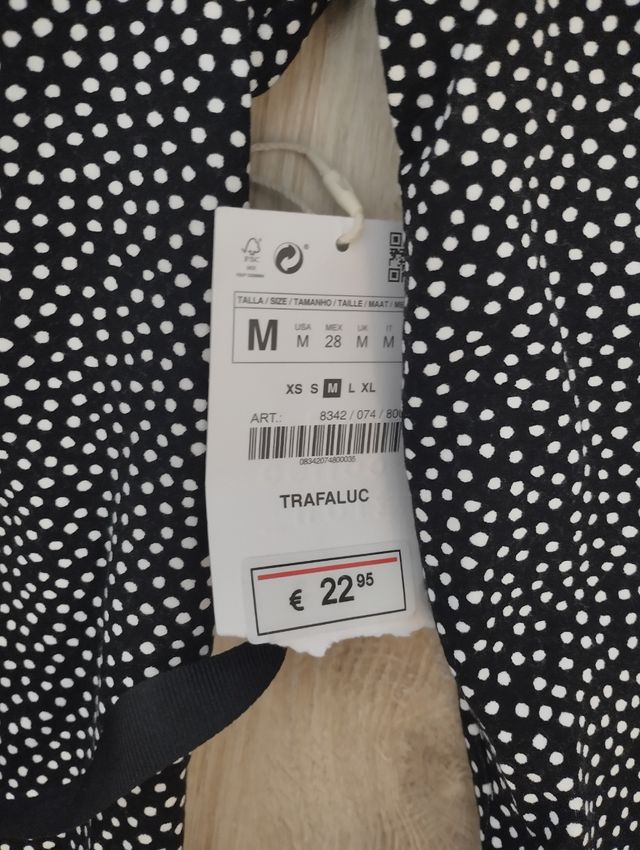 Vestido de lunares Zara Trafaluc