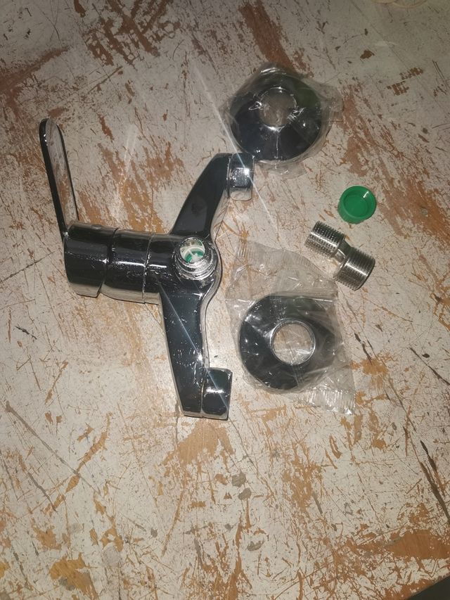 Grifo monomando de ducha Roca