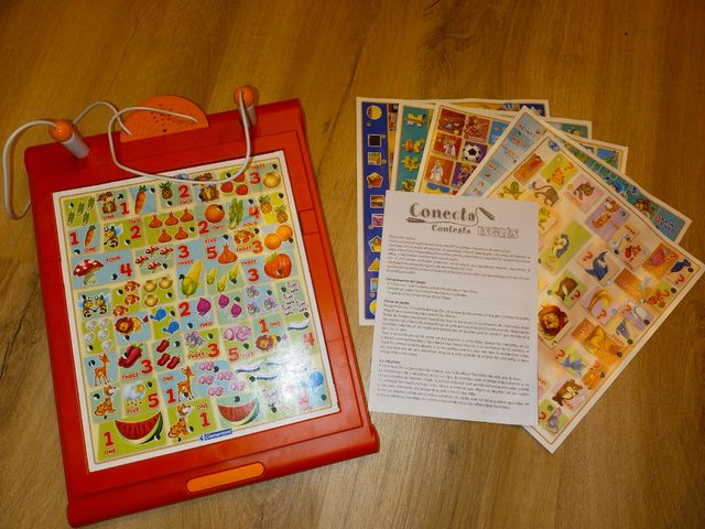 Juego aprendizaje "Conecta Inglés"