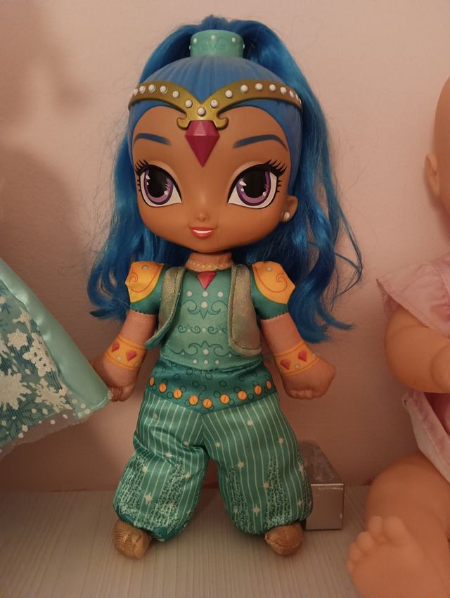 Muñeca shimmer y shine