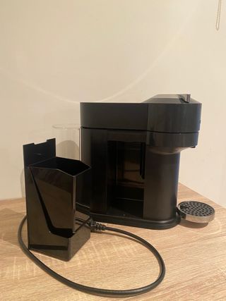 Cafetera Vertuo Next Nespresso