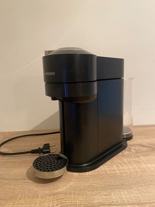 Cafetera Vertuo Next Nespresso