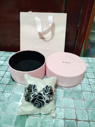 Brazalete pulsera de acero y esmalte  tous