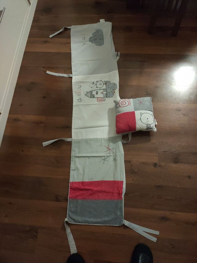 Ropa de cuna + chichonera