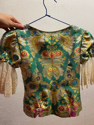 Traje de fallera para niña