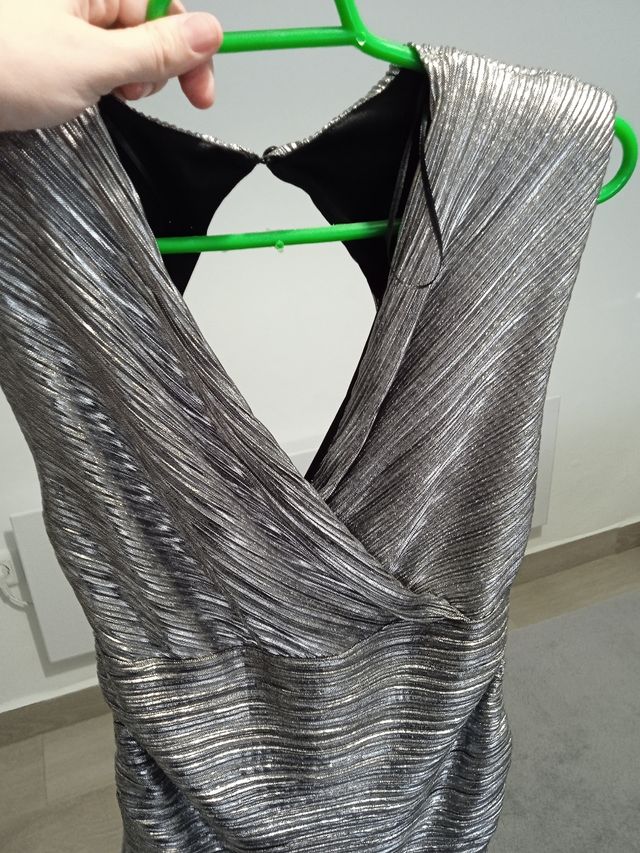 Vestido espalda descubierta