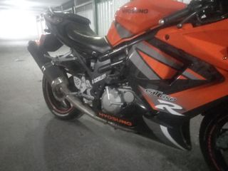 Moto hyosung gtr 650 cambio por moto de cross