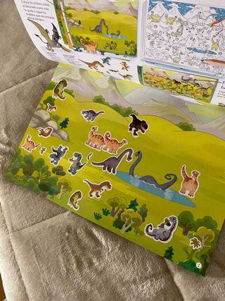 libro los dinosaurios para decorar
