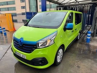 RENAULT TRAFIC III PASSENGER PLUS 8 PLAZAS
