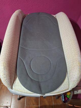 Bañera cambiador portátil.