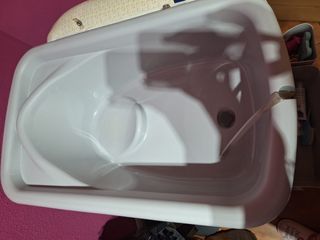 Bañera cambiador portátil.