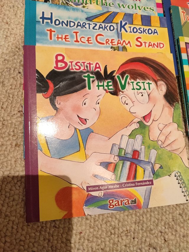 Libros infantiles bilingües