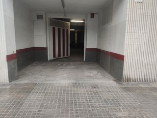 Alquilo plaza garaje Altabix
