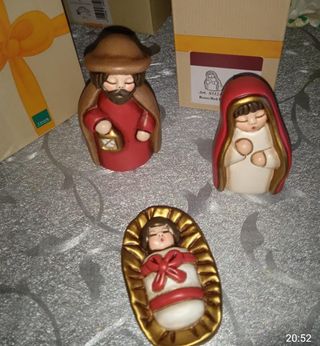 Sacra famiglia Thun presepe classico