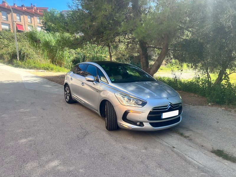 Citroen DS5 2014 - foto 1