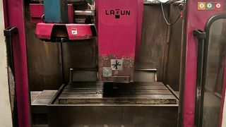 Centro mecanizado vertical LAGUN