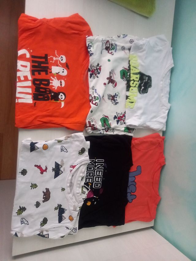 6 camisetas largas 4 a 5 años como nueva