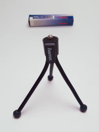 Mini trípode hama