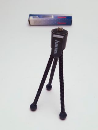 Mini trípode hama