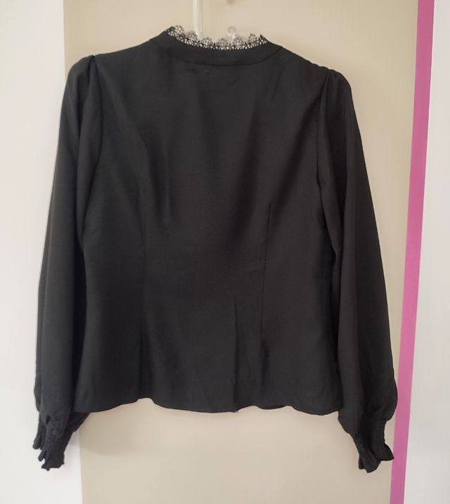 Blusa negra