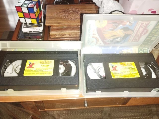 VHS EL REY LEON Y EL REY LEON 2