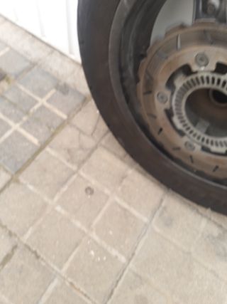Rueda trasera kymcoxciting500r