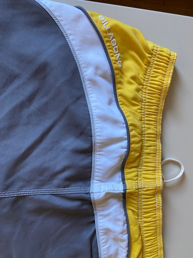 BAÑADOR O PANTALON DE DEPORTE  BILLABONG
