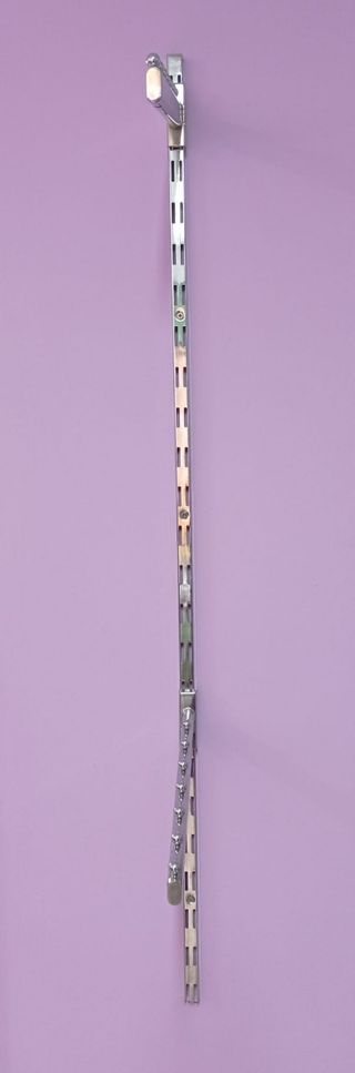 Mobiliario tienda de ropa y mercancía