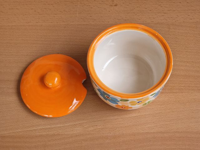 Azucarero y macetero