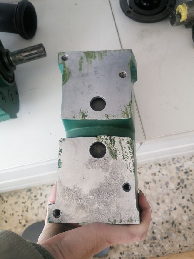 Carcasa refrigerador aceite volvo penta 41