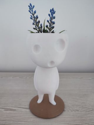 Maceta Kodama de pie