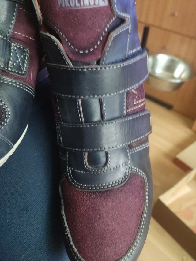 BOTÍN DE PIEL TACON CUÑA ALTO DE PIEL T40 129€