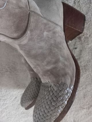 Stivaletto in camoscio tg. 39