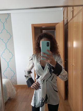 Blusón talla S nuevo 