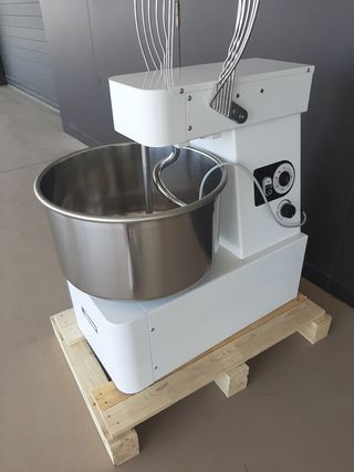 AMASADORA ESPIRAL EVO 40 LITROS. MOVIL