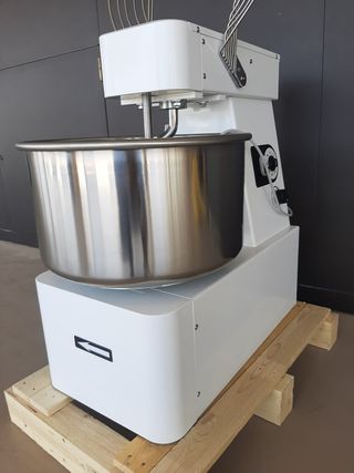 AMASADORA ESPIRAL EVO 40 LITROS. MOVIL