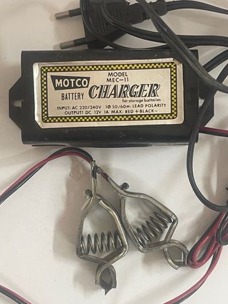 CARGADOR BATERIAS MOTO AUTOMOVIL