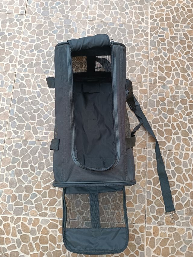 Transportin de perro pequeño o gato de segunda mano por 20 EUR en