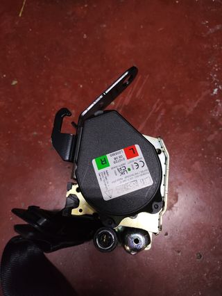 Cinturon Trasero derecho Ford Kuga 2023 