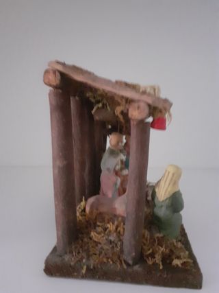 Presepe con capanna in legno
