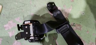 Cinturon Trasero izquierdo Ford Kuga2023