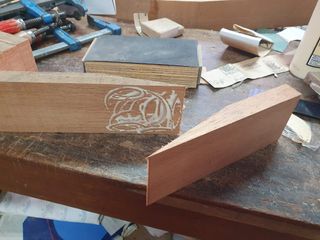 Luthier. Especialista Guitarras. Susana Martin