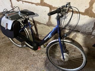 Bicicleta electrica Giant Twist