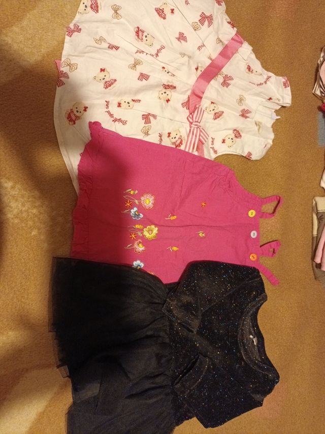 Lote de ropa de bebe talla 3/6 meses