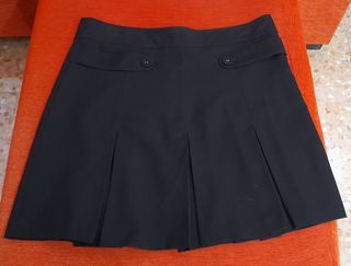 Falda negra plisada YESSICA