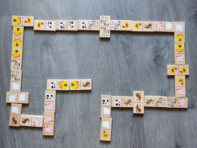 Dominó animales madera